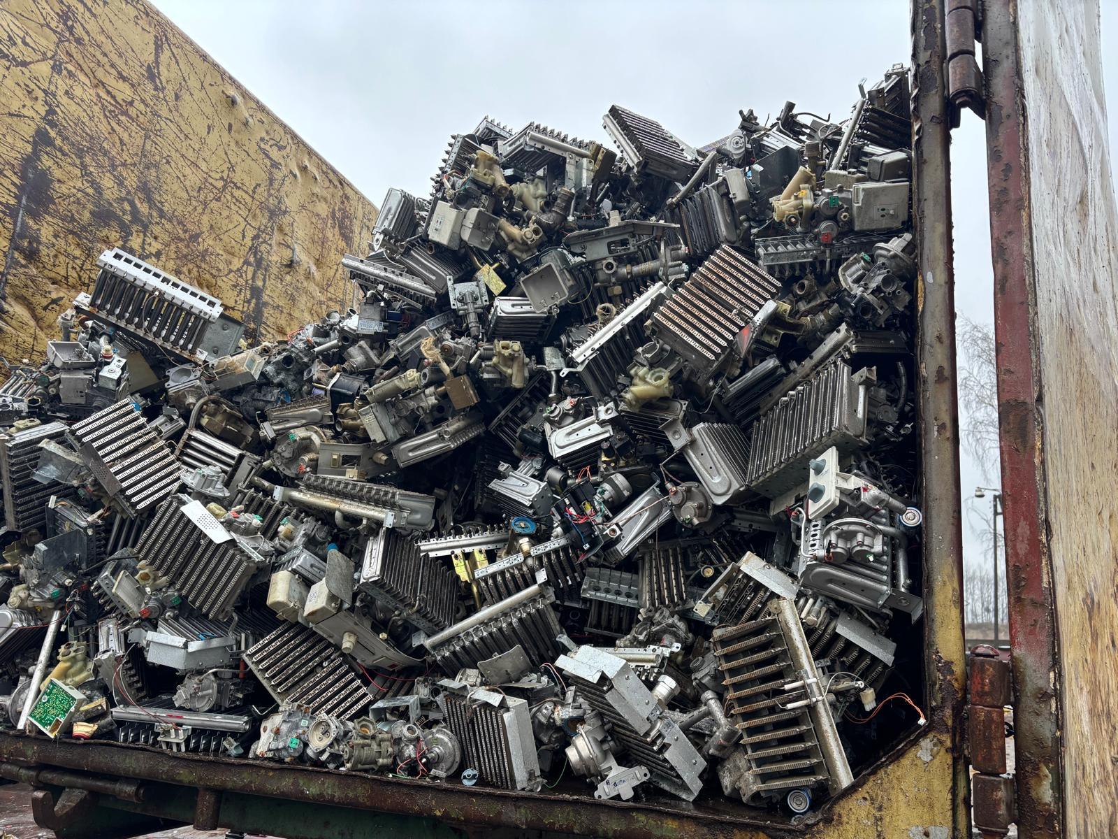 ♻️🔩 Skupujemy radiatory, moduły elektroniczne i podzespoły przemysłowe! 🔩♻️